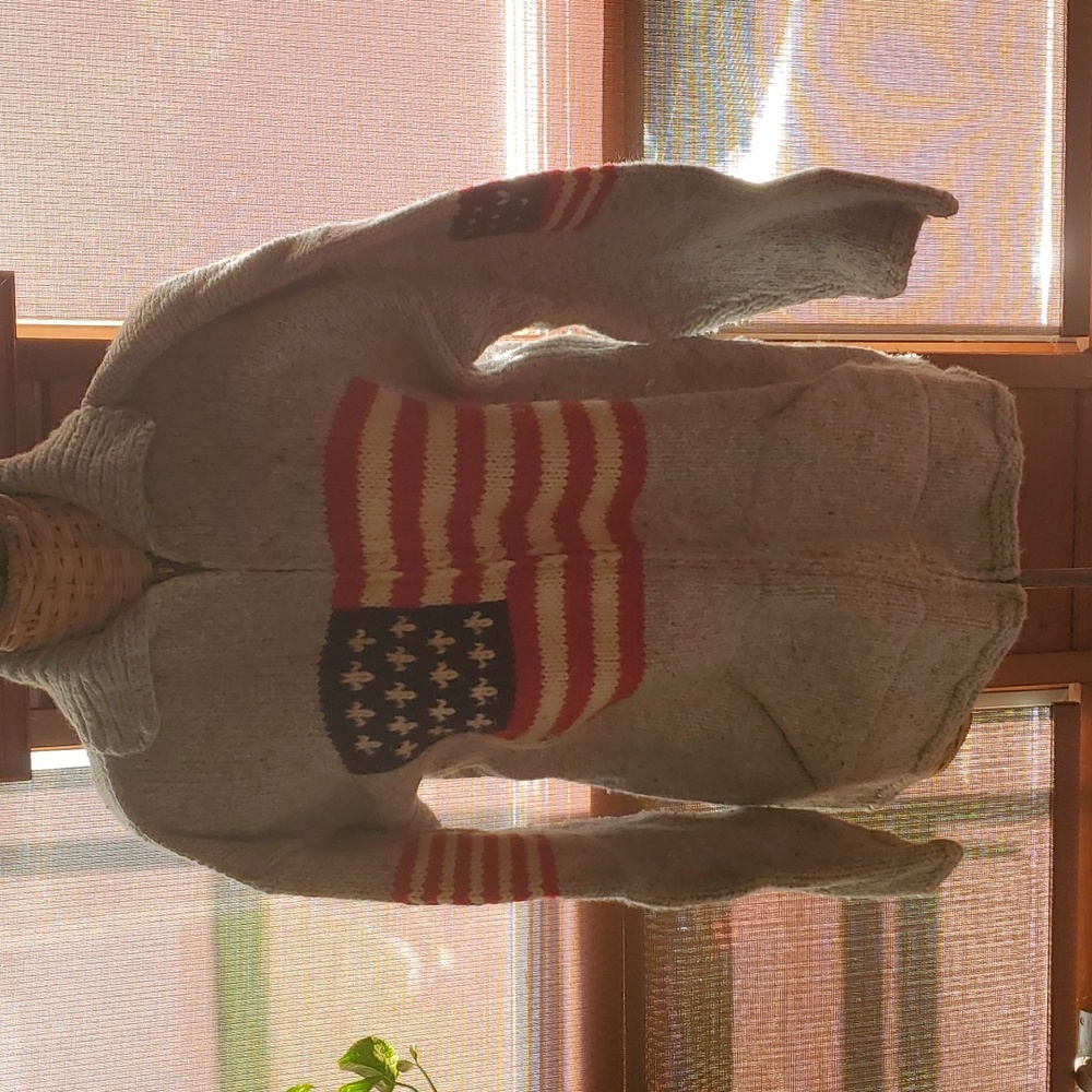 Tino lama wool zip up sweater